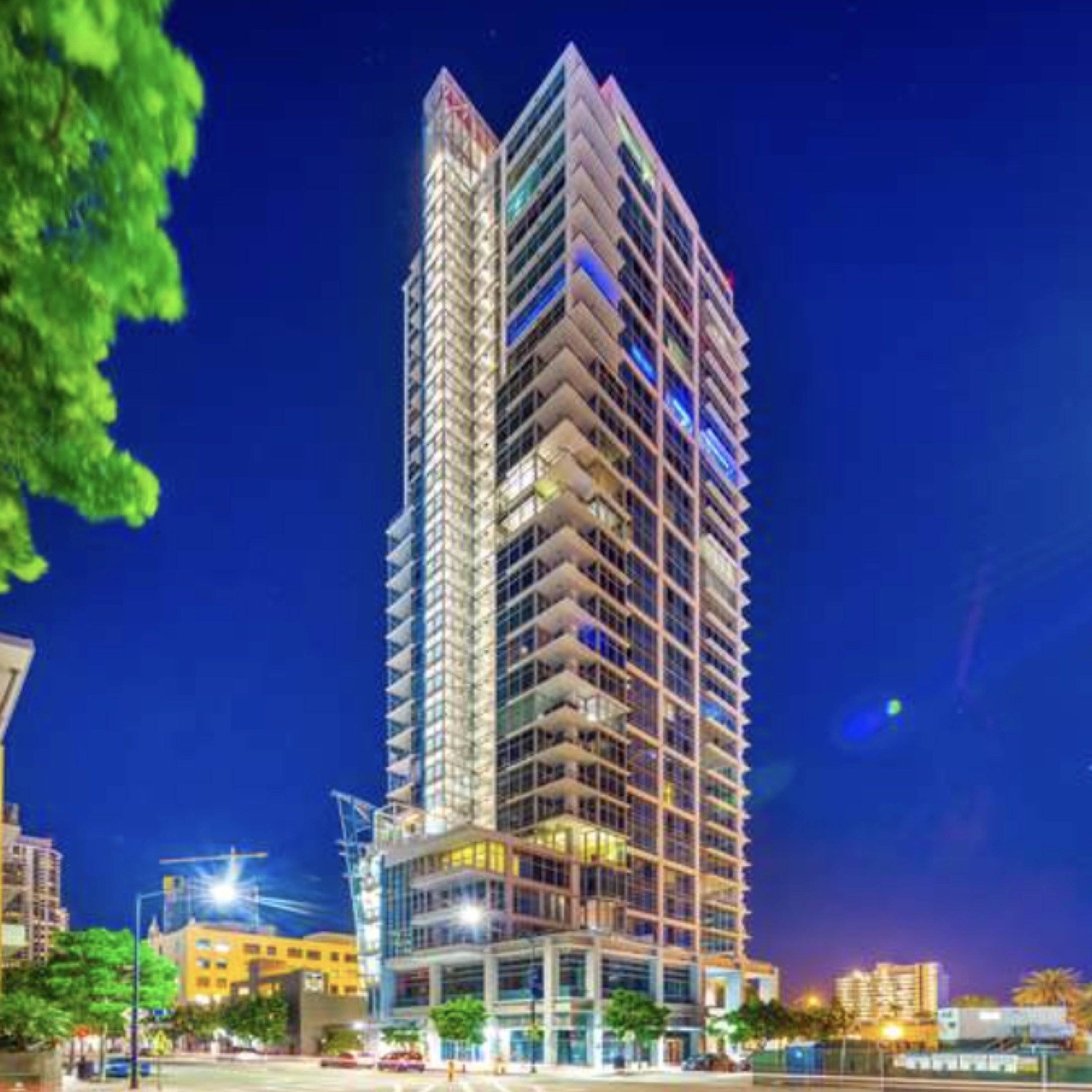 Sapphire Tower, San Diego, CA